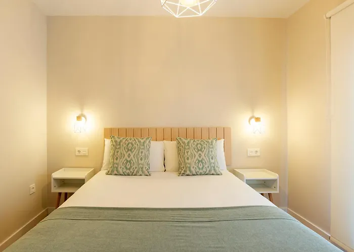 Colina Beach By Ele Apartments